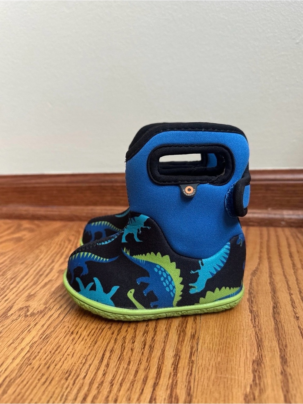 Bogs Baby WP Boots Size 4 Dinos black/green/blue
